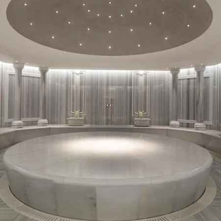 The Peninsula 5*