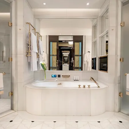 The Peninsula 5* Istanbul