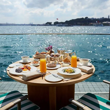 The Peninsula 5* Isztambul