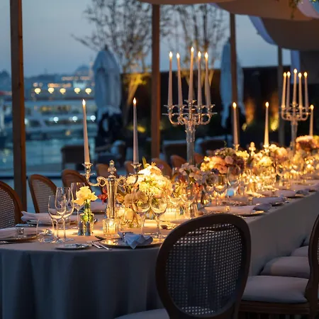 The Peninsula Hotel 5*