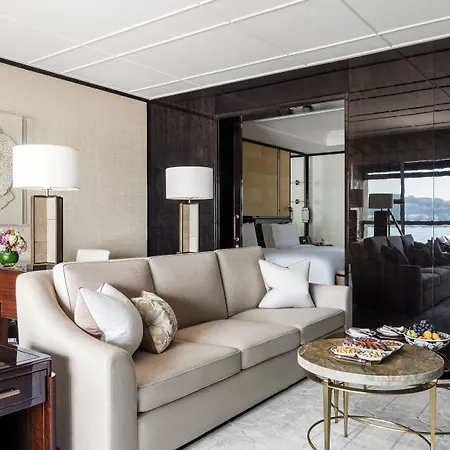 The Peninsula Otel 5*