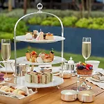 The Peninsula 5*
