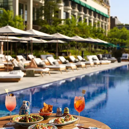 호텔 The Peninsula